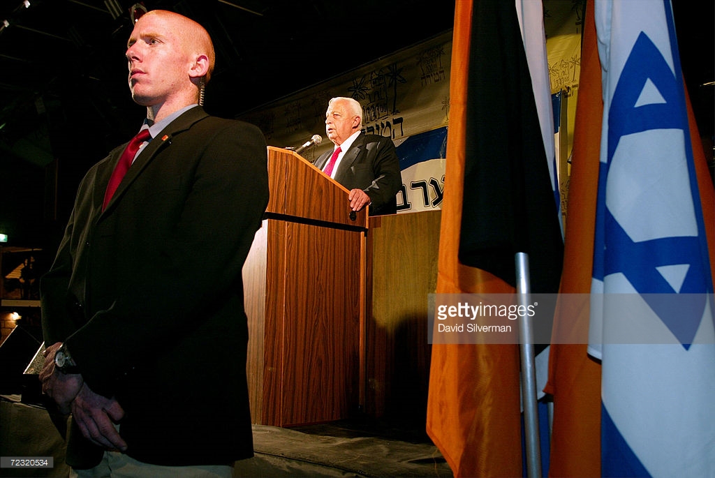 jessicapoliwoda-arielsharon by jessica poliwoda - Ourboox.com