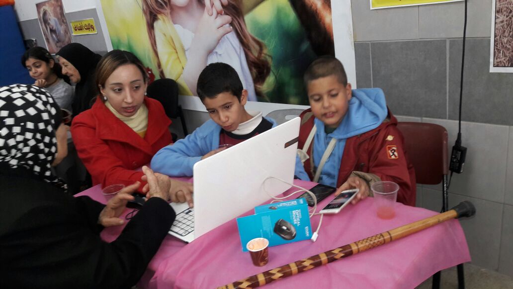 قصة رقم 12 – مشروع جسر الاجيال – مدرسة عمر بن الخطاب الطيبة by amase - Illustrated by الطالب حلمي والجدة أميمة - Ourboox.com