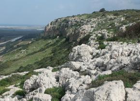 רצועת ההר by vavaviva - Illustrated by יאן,שירה,שחף,דניאל.ו,ניקול. - Ourboox.com