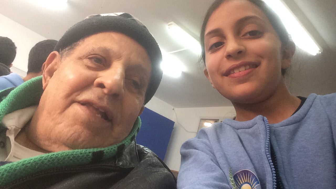 قصة رقم 9 – جسر الاجيال – مدرسة عمر بن الخطاب الابتدائية الطيبة by amase - Illustrated by الطالبة سما وسدن والحج حسن - Ourboox.com