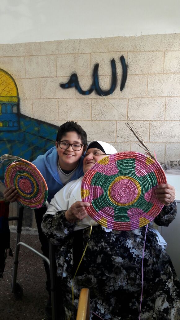 قصة رقم 2 – مدرسة عمر بن الخطاب الابتدائية الطيبة by amase - Illustrated by الطالبات تالا ورحيق والجدة ردينة - Ourboox.com