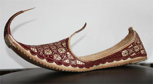 Change Yourself and not The World by Dana Arfan - Illustrated by Dana Sulimani & Tali Stolbov - Ourboox.com