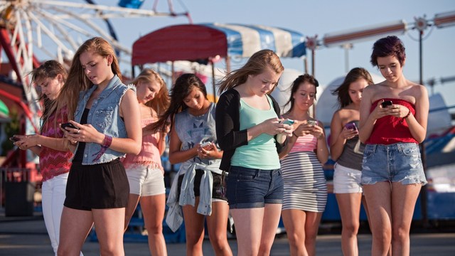 Teens and technology by xoxogossipgirl - Ourboox.com