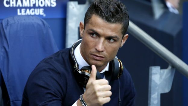 cristiano ronaldo by mahmood - Illustrated by محمود قطاوي - Ourboox.com