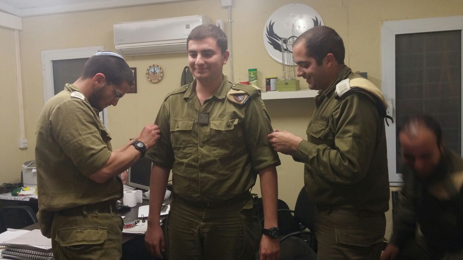 סאני ריטנמן משתחרר מהצבא by elina - Ourboox.com