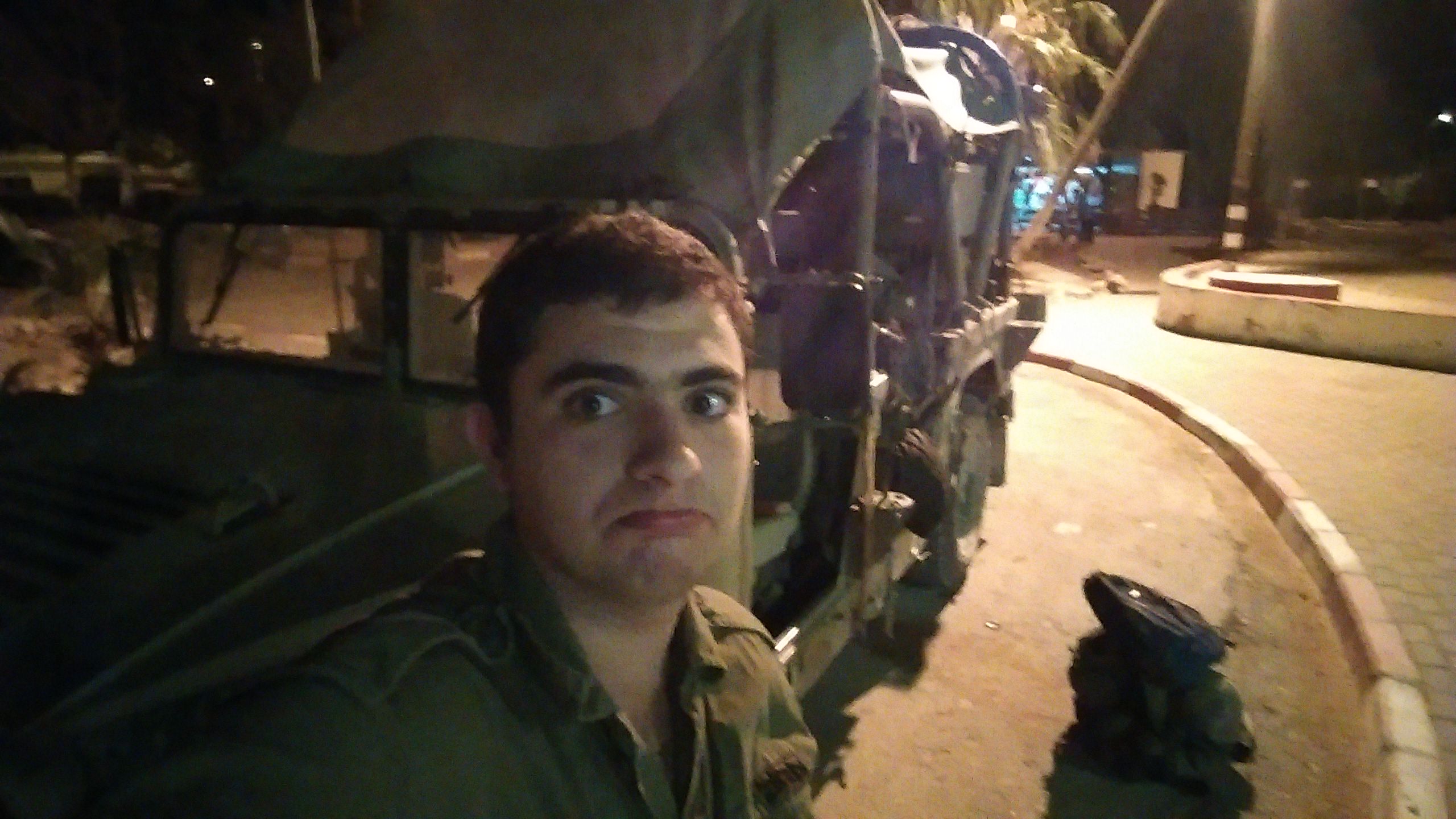 סאני ריטנמן משתחרר מהצבא by elina - Ourboox.com