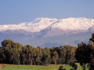 טיול שנתי שכבה י”א לרמת הגולן by eden ben shabat - Illustrated by מורי השכבה - Ourboox.com