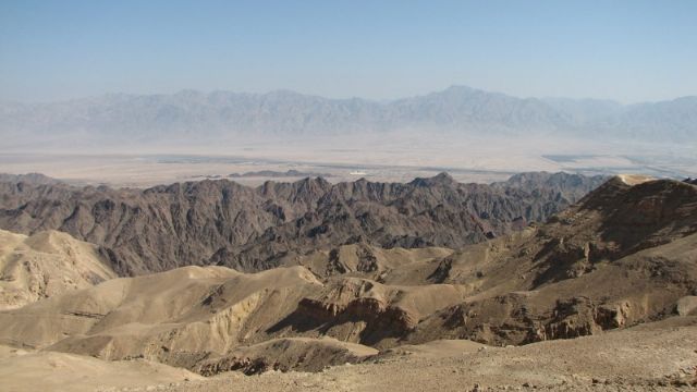 טיול לאילת by nofar cohen - Illustrated by נופר ושירן - Ourboox.com