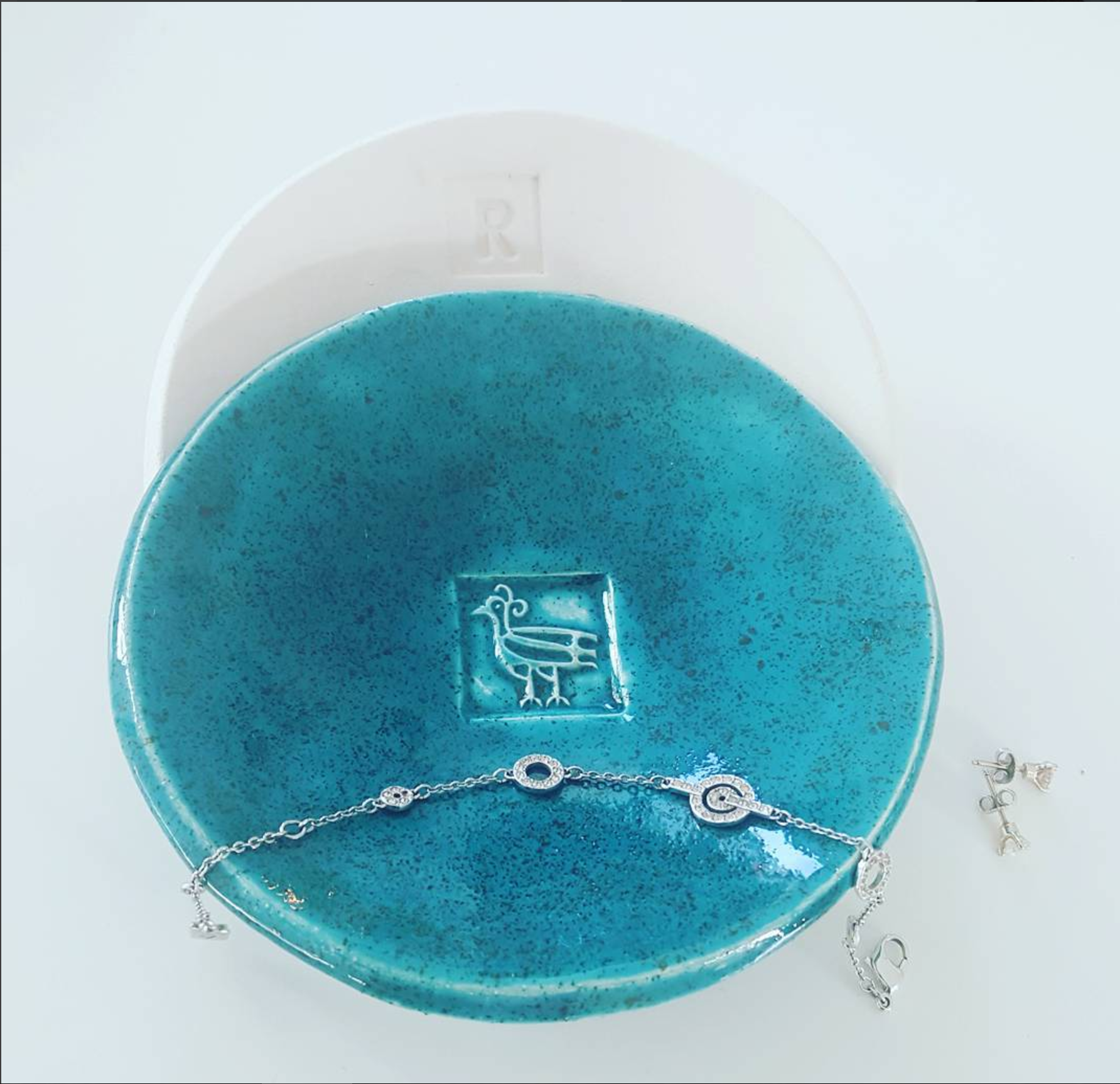 אסתי קסטרו by sarit bass - Ourboox.com