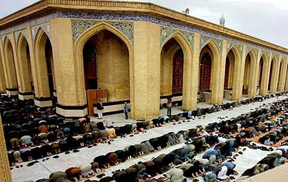 עבודה להגשה – מדריך לתייר by joey - Illustrated by מגישות: מאי מנשרוף וג