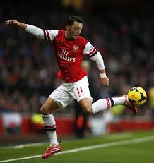 مهارة اللاعب اوزيل