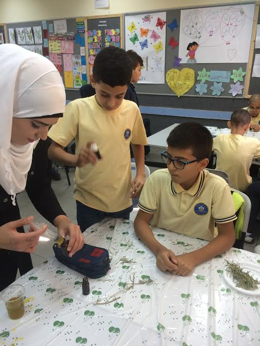 صور خلال التعليم سنة ثانية في مدرسة القدس by najwan zoabi - Ourboox.com