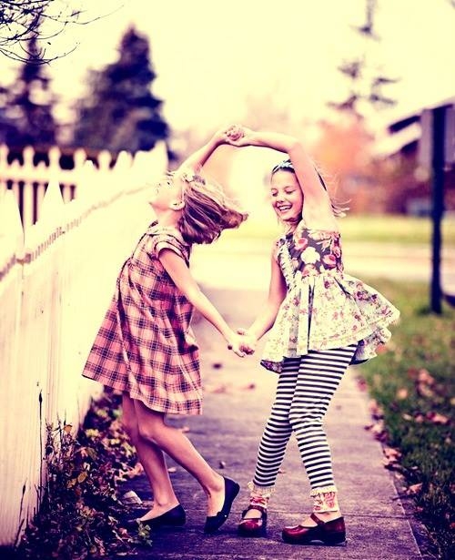 Best freinds for ever by Dana Amoun - Ourboox.com