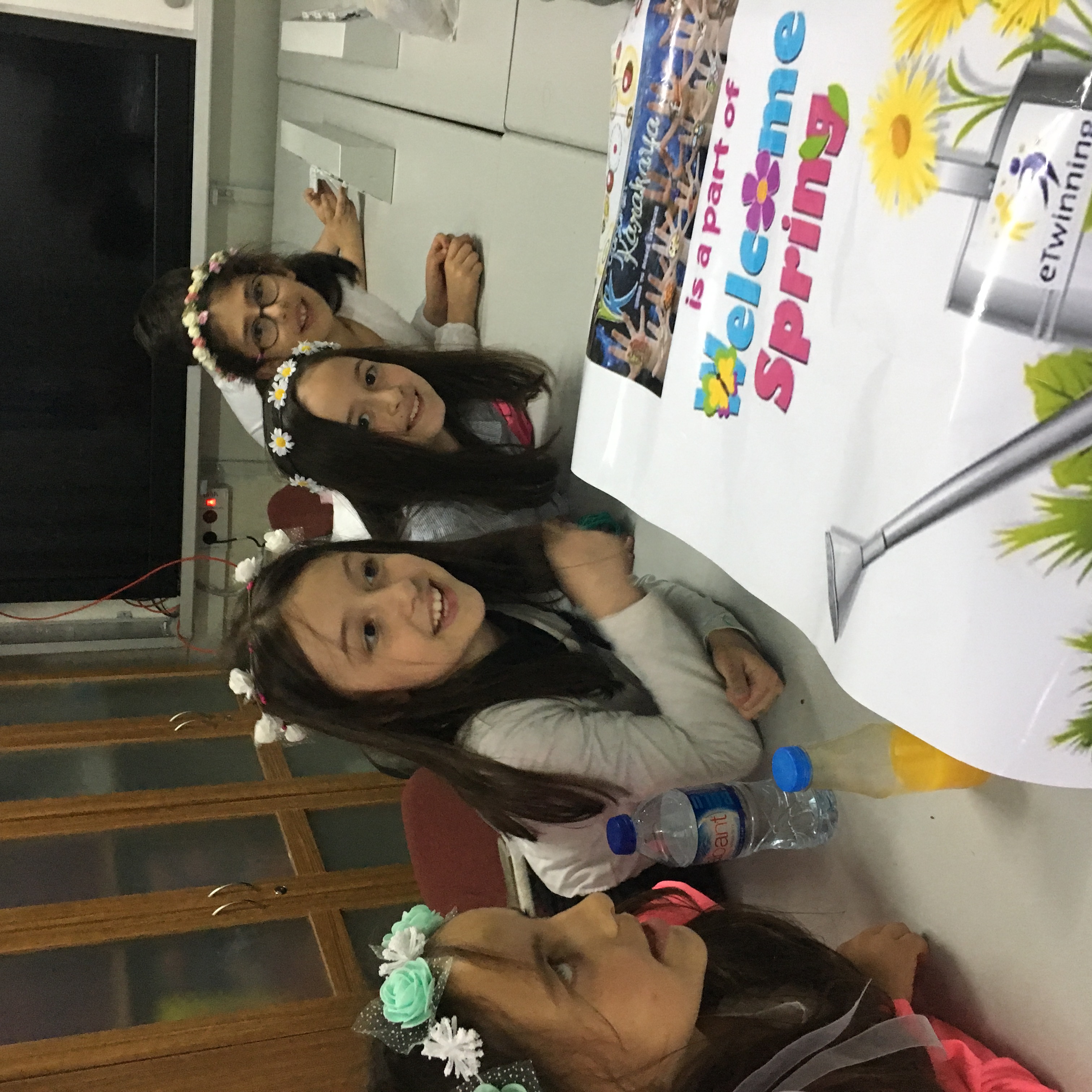 MY BOYS DECORATED THEİR TİES WİTH FLOWERS:)