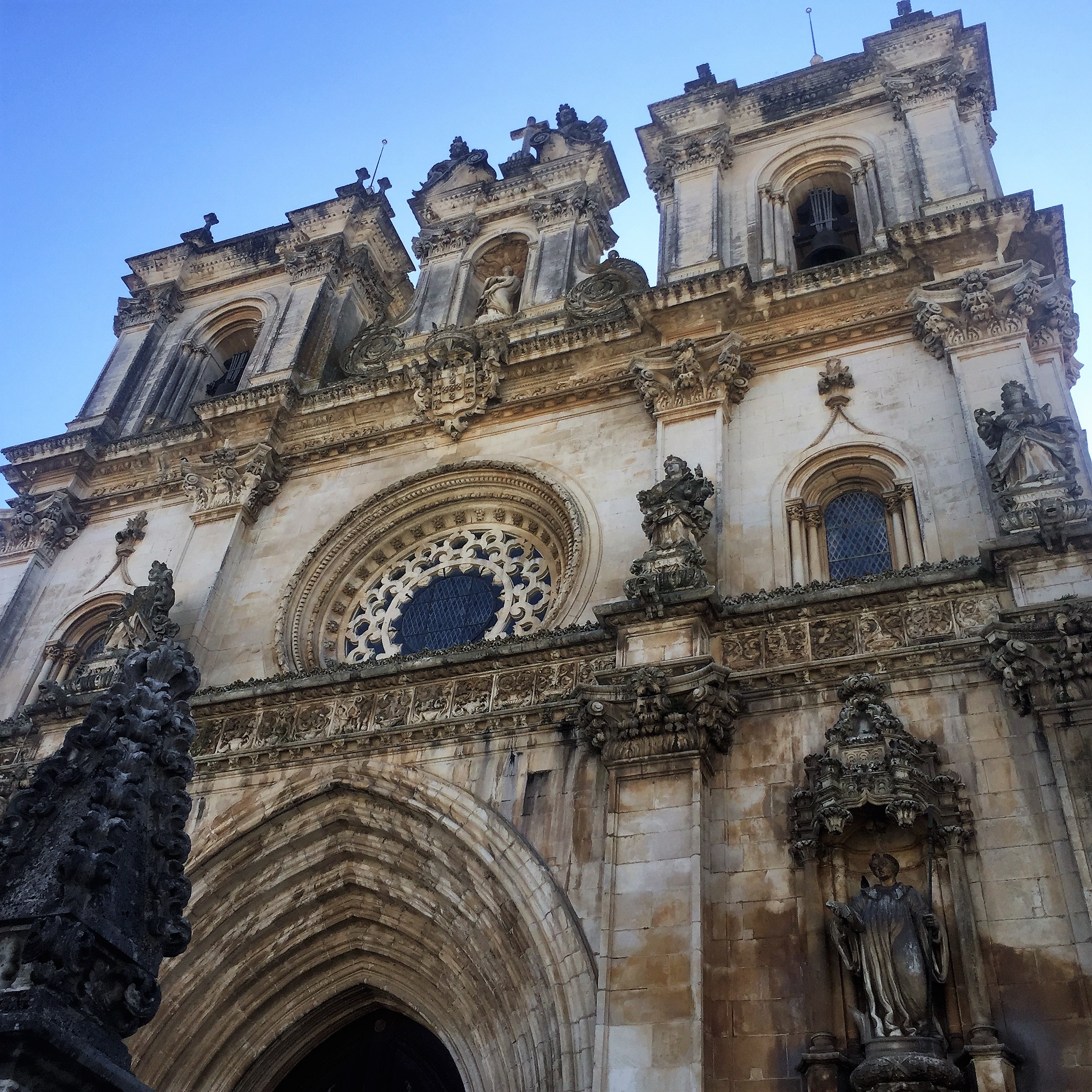 Morning Walk in Alcobaça – Kinnernet Portugal 2017 by Mel Rosenberg - מל רוזנברג - Ourboox.com