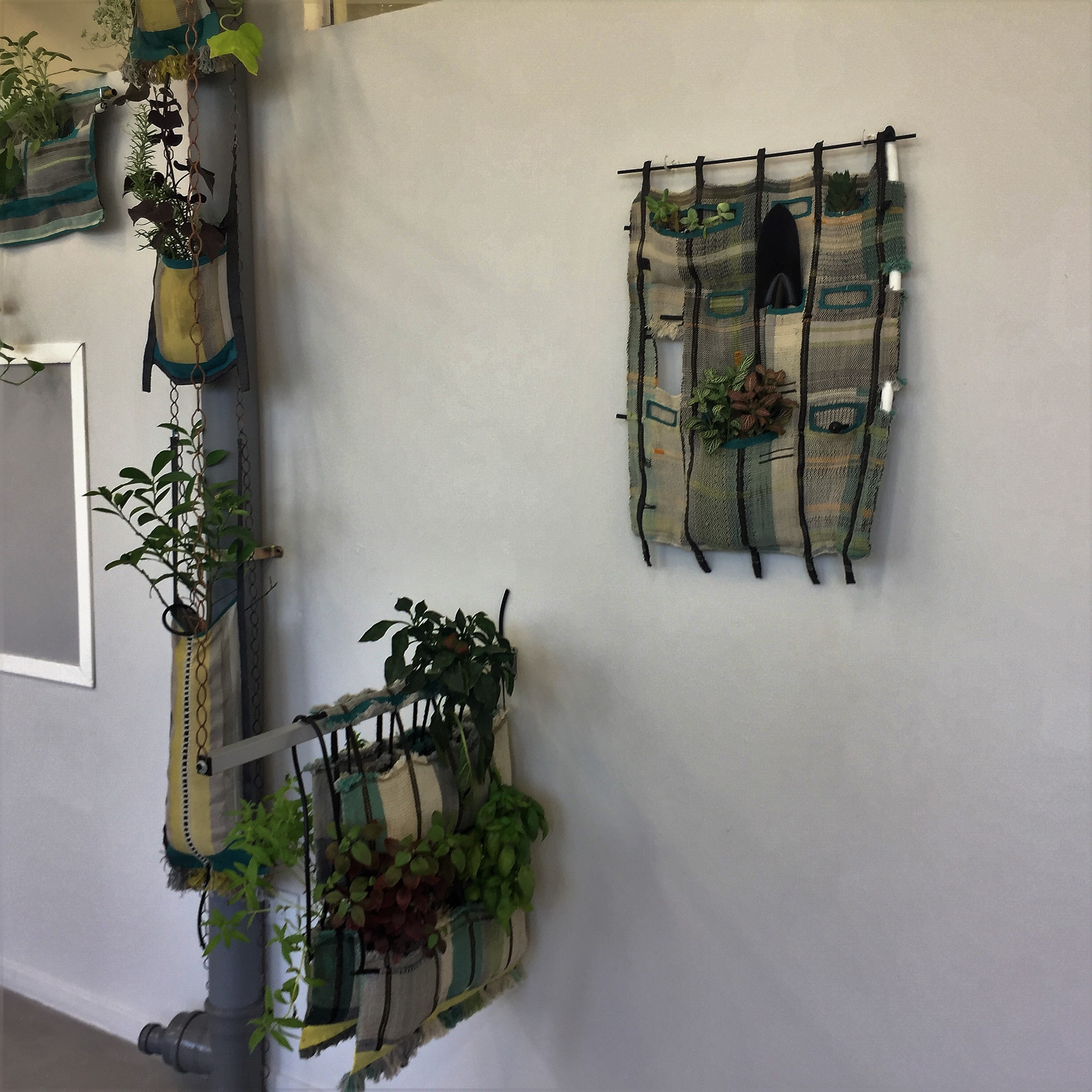 Textile Magic at Shenkar College – Class of 2017 by Mel Rosenberg - מל רוזנברג - Ourboox.com