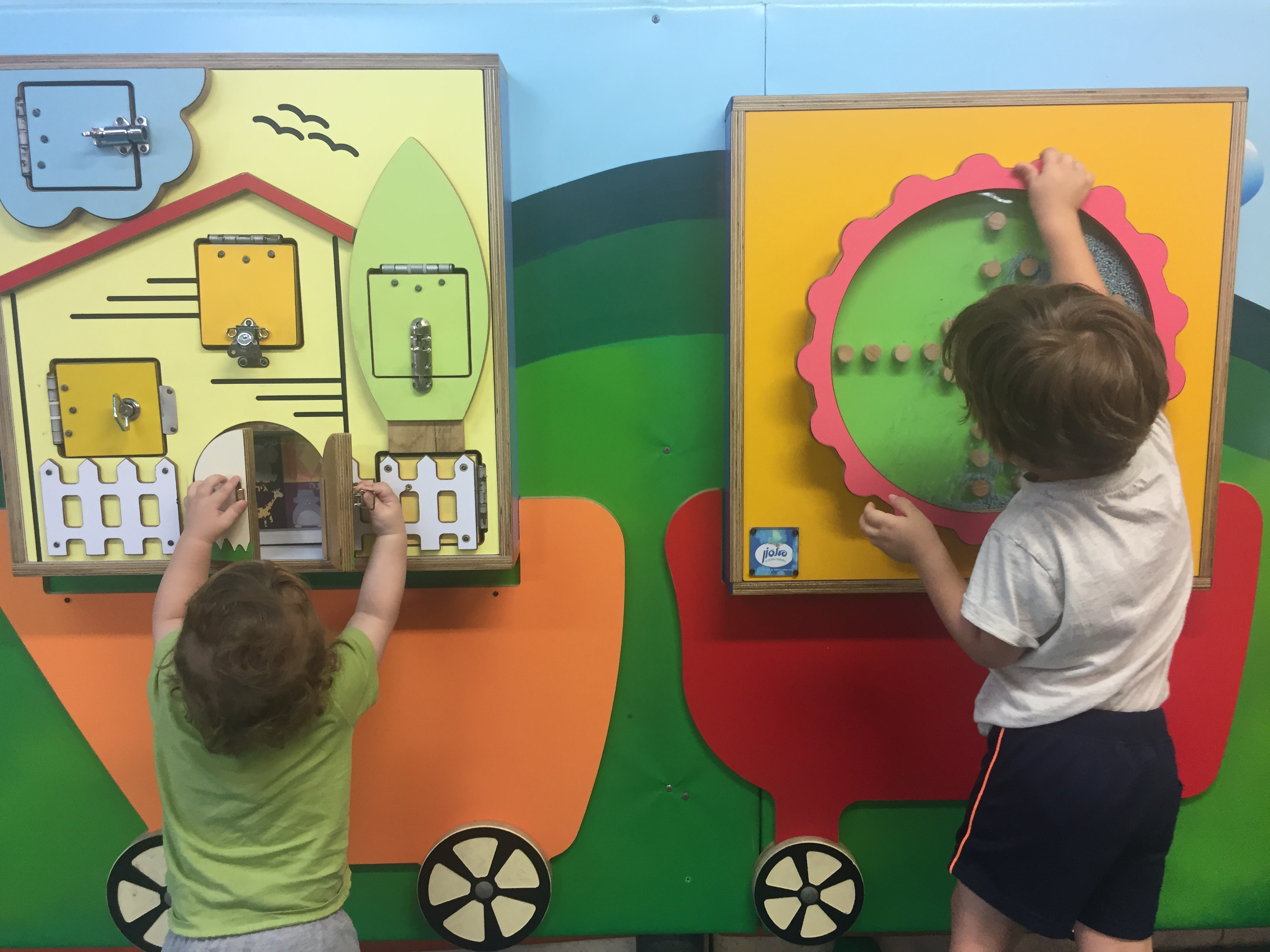 Opposites by Hili Zavaro - Illustrated by Hili - Ourboox.com