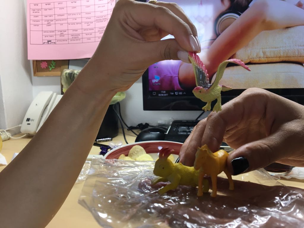 החברים במסע by liei - Ourboox.com