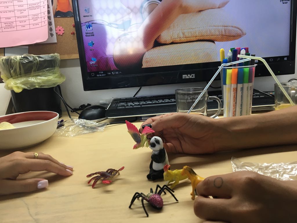 החברים במסע by liei - Ourboox.com