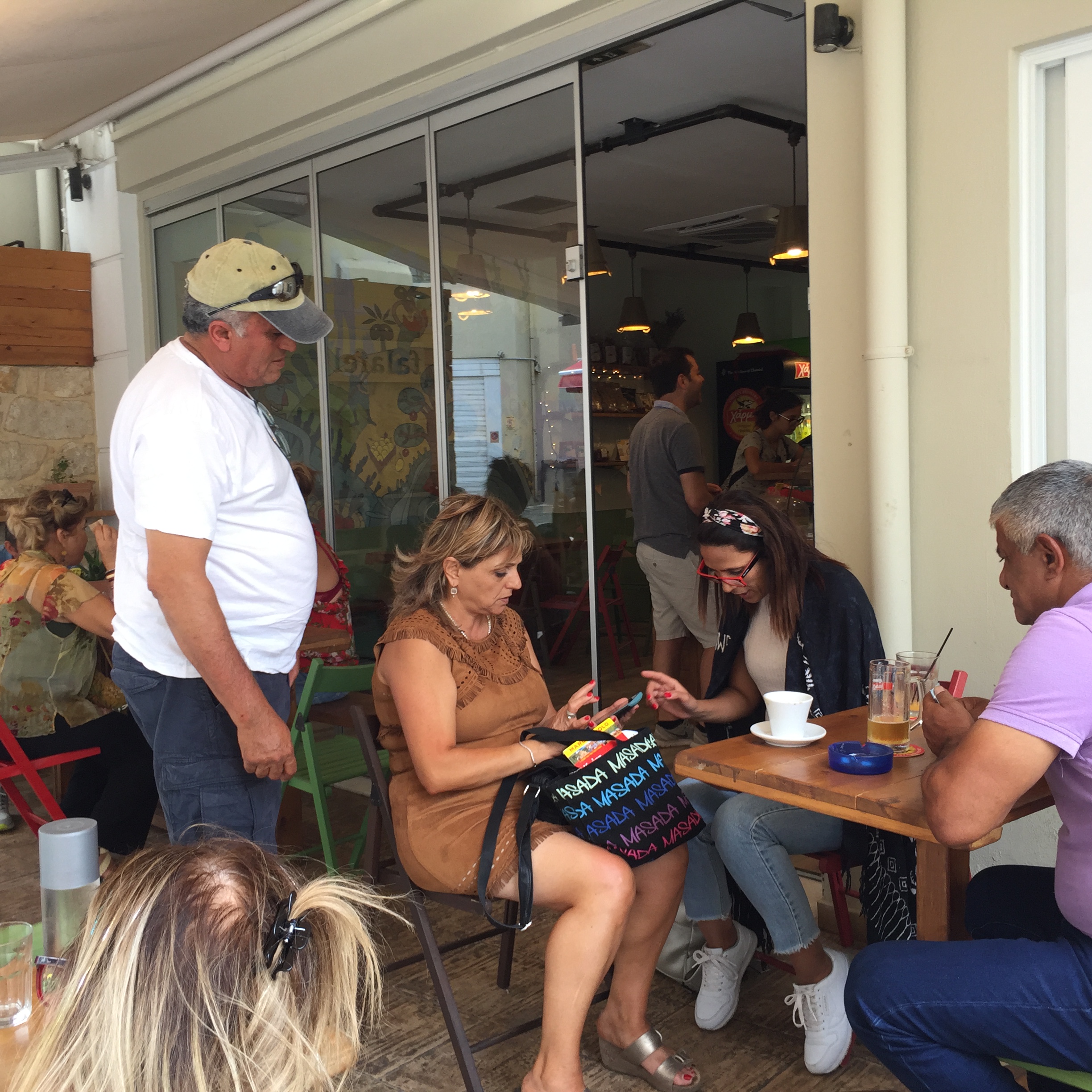 Organic Falafel in Heraklion – Miracles do Happen by Mel Rosenberg - מל רוזנברג - Ourboox.com