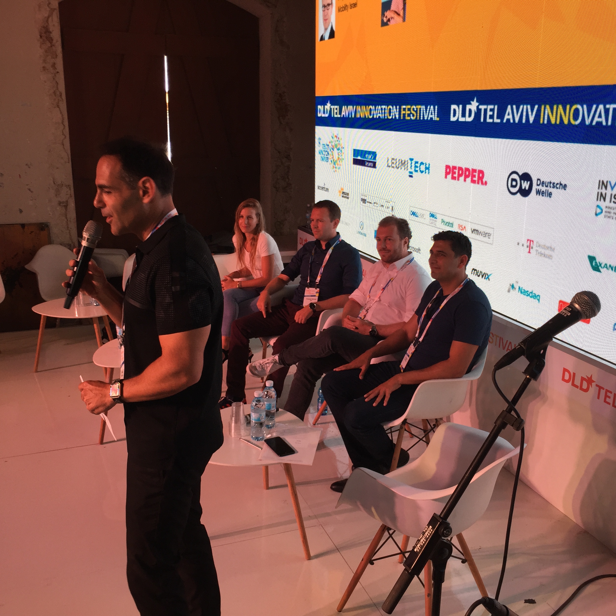 Faces and Spaces at DLD Tel Aviv 2017 by Mel Rosenberg - מל רוזנברג - Ourboox.com