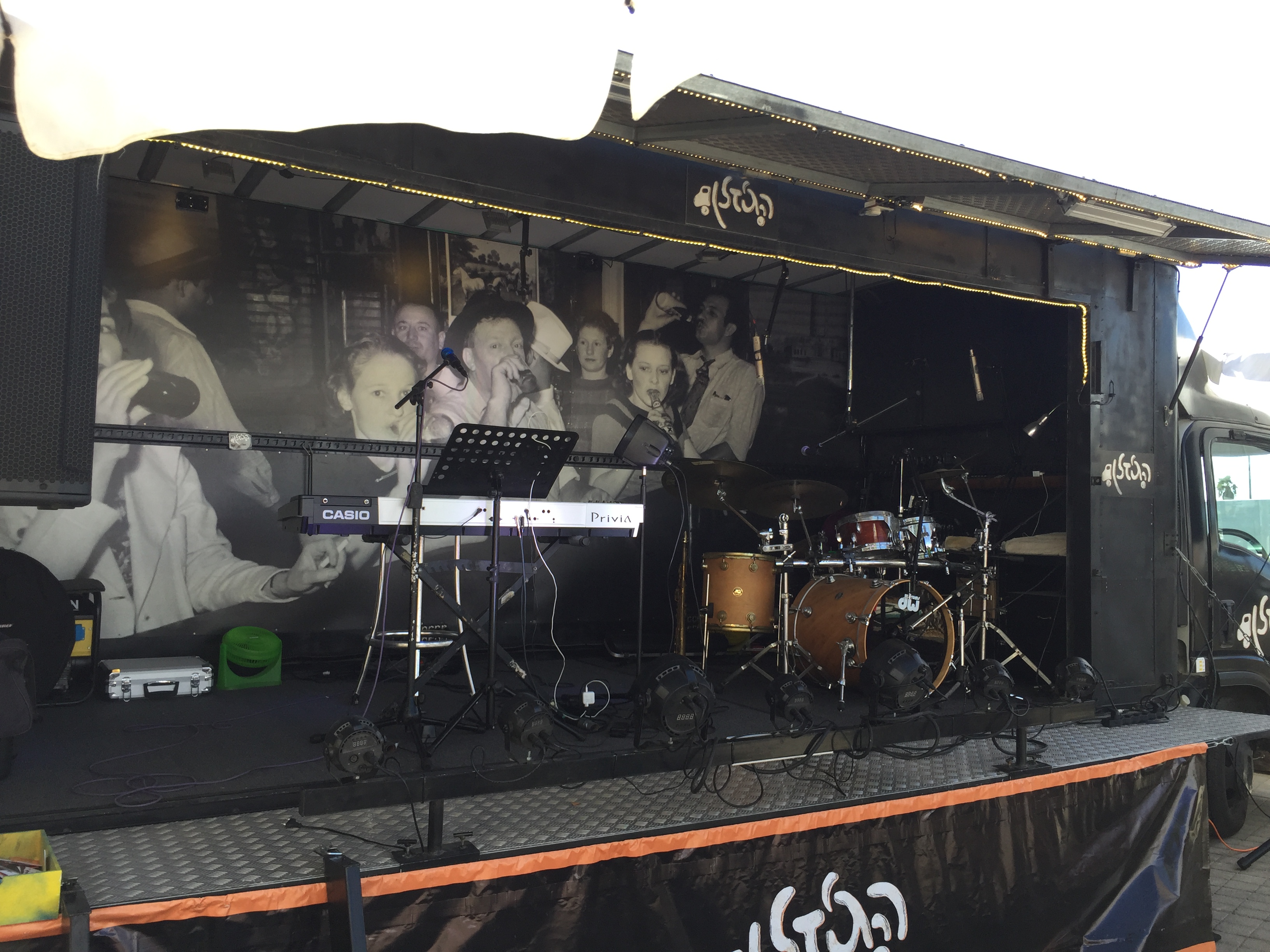 Faces and Spaces at DLD Tel Aviv 2017 by Mel Rosenberg - מל רוזנברג - Ourboox.com