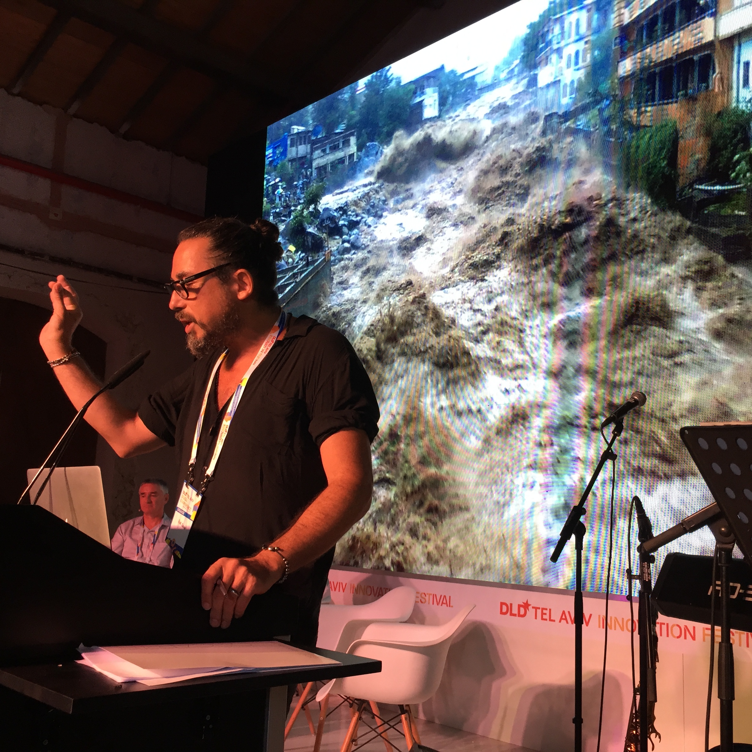 Faces and Spaces at DLD Tel Aviv 2017 by Mel Rosenberg - מל רוזנברג - Ourboox.com