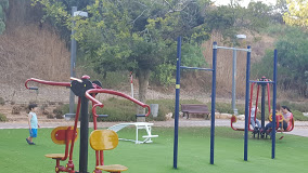 גן המעיין המסתורי-מגישים שיר ומרום כיתה ד’2 by beeri - Ourboox.com