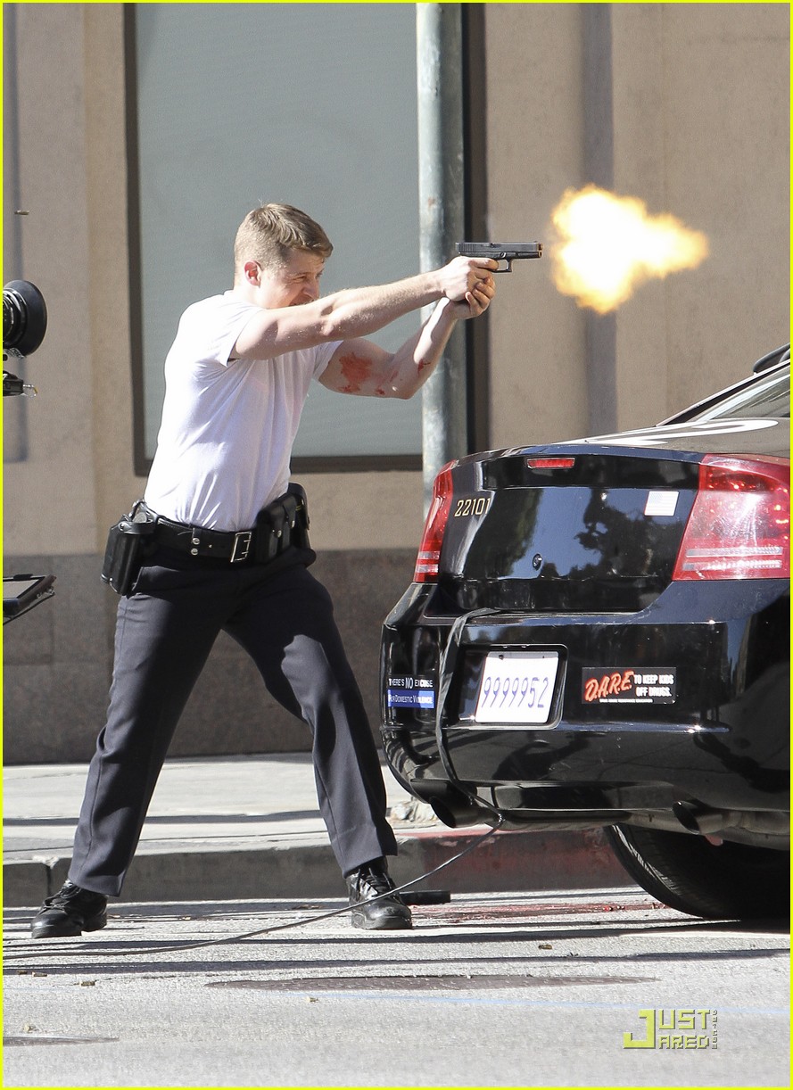 The Garbage Bags by hagar rozen ozer - Ourboox.com