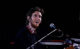 maroon 5 by vale - Ourboox.com