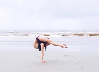 contortioning by Aya kedar - Ourboox.com