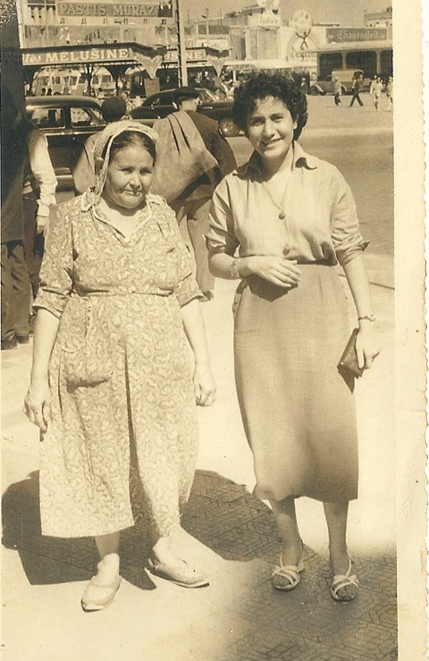 סבתא אנט עם אמא שלה במרוקו