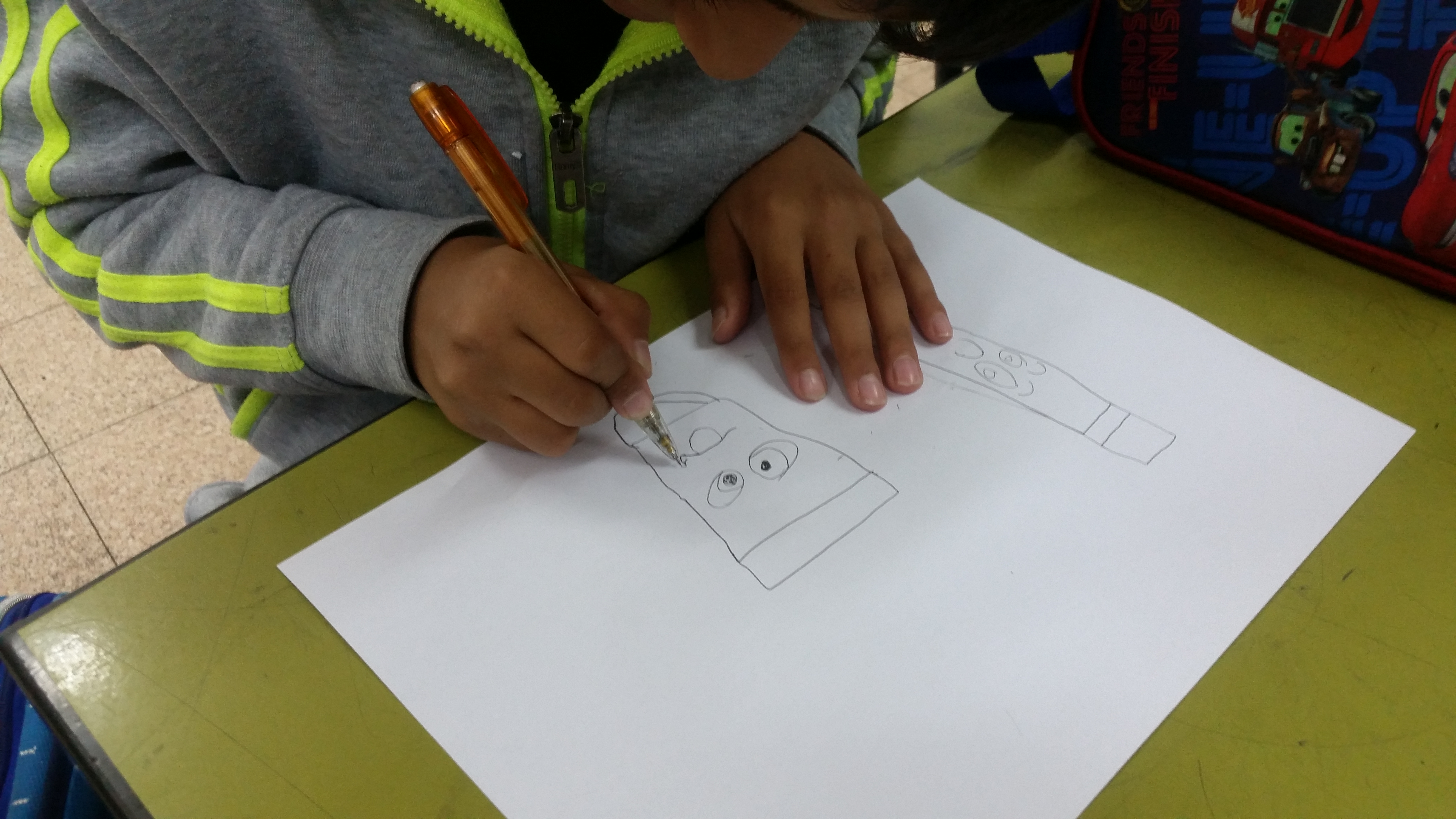 ألقلمُ والممحاةُ by rola drawshi - Ourboox.com