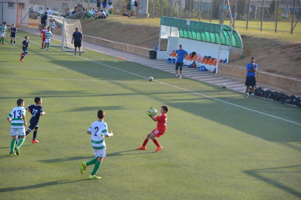 All about me by maor emmlfarb - Ourboox.com