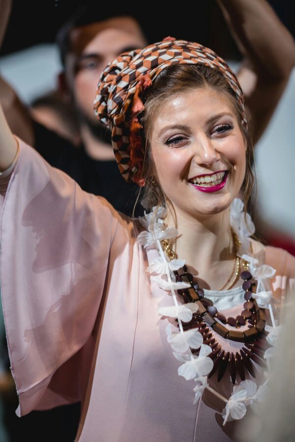 זאת חברה שלי- טל. טל גרה בכפר פינס וגדלה איצתי מגיל 3