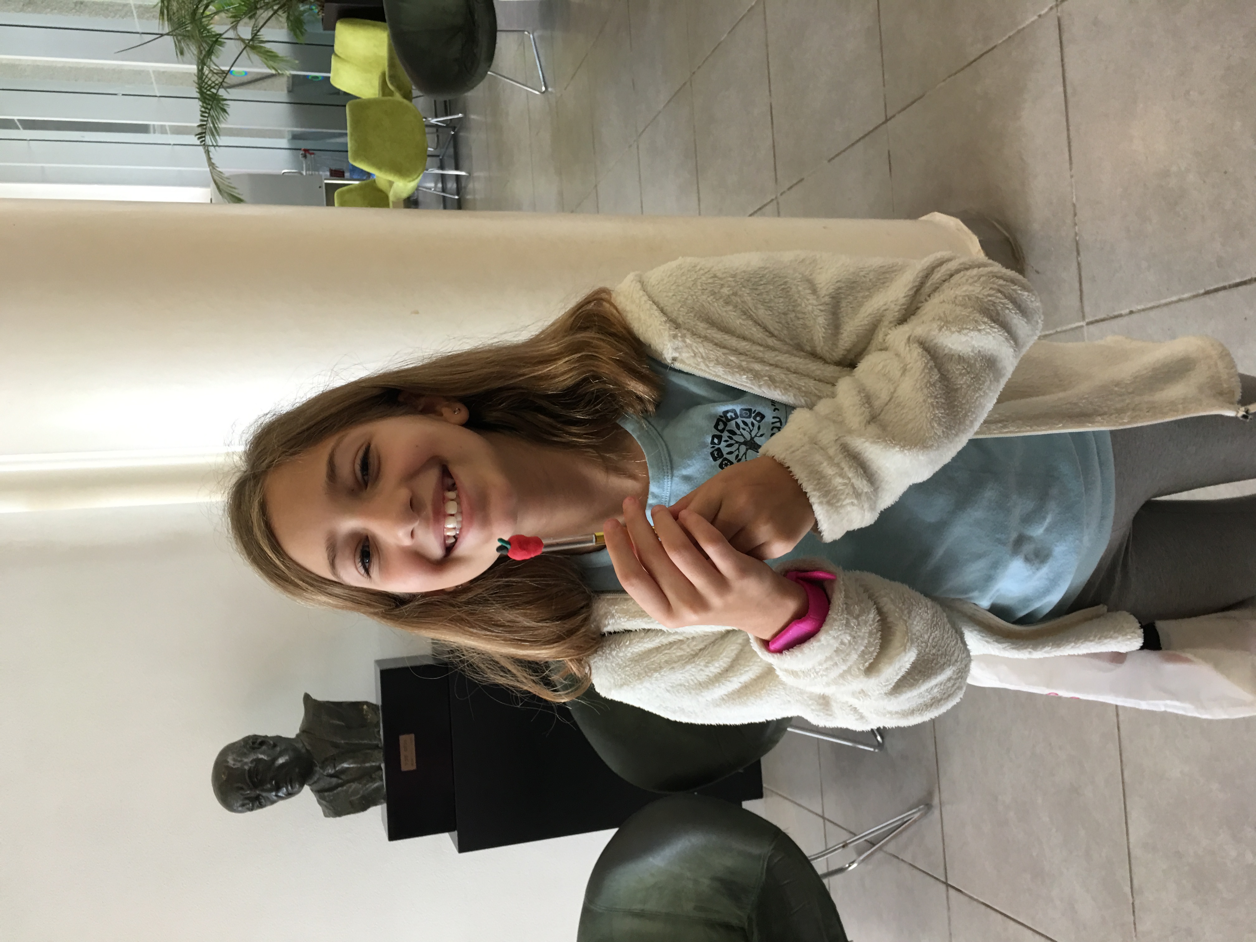 field trip to the museum by yoav vilner - Ourboox.com