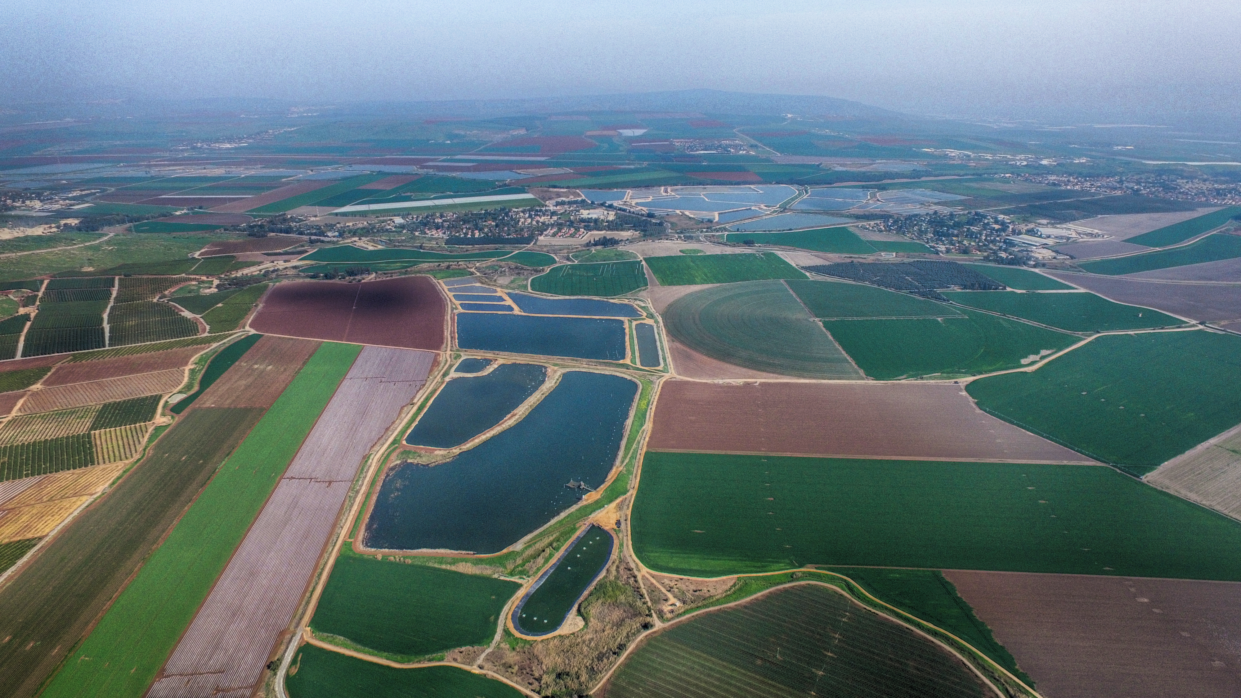טיול שנתי כיתה י”א -חיפה והסביבה by shelly gillette - Ourboox.com