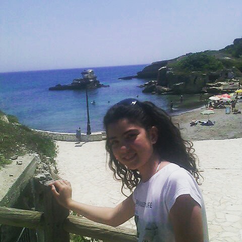 INTRODUCE MYSELF by chiara - Ourboox.com