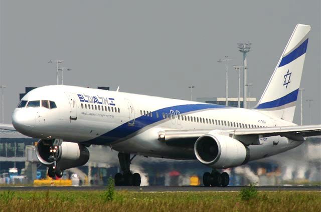 עץ הרימונים by shira shamir - Illustrated by שירה שמיר - Ourboox.com