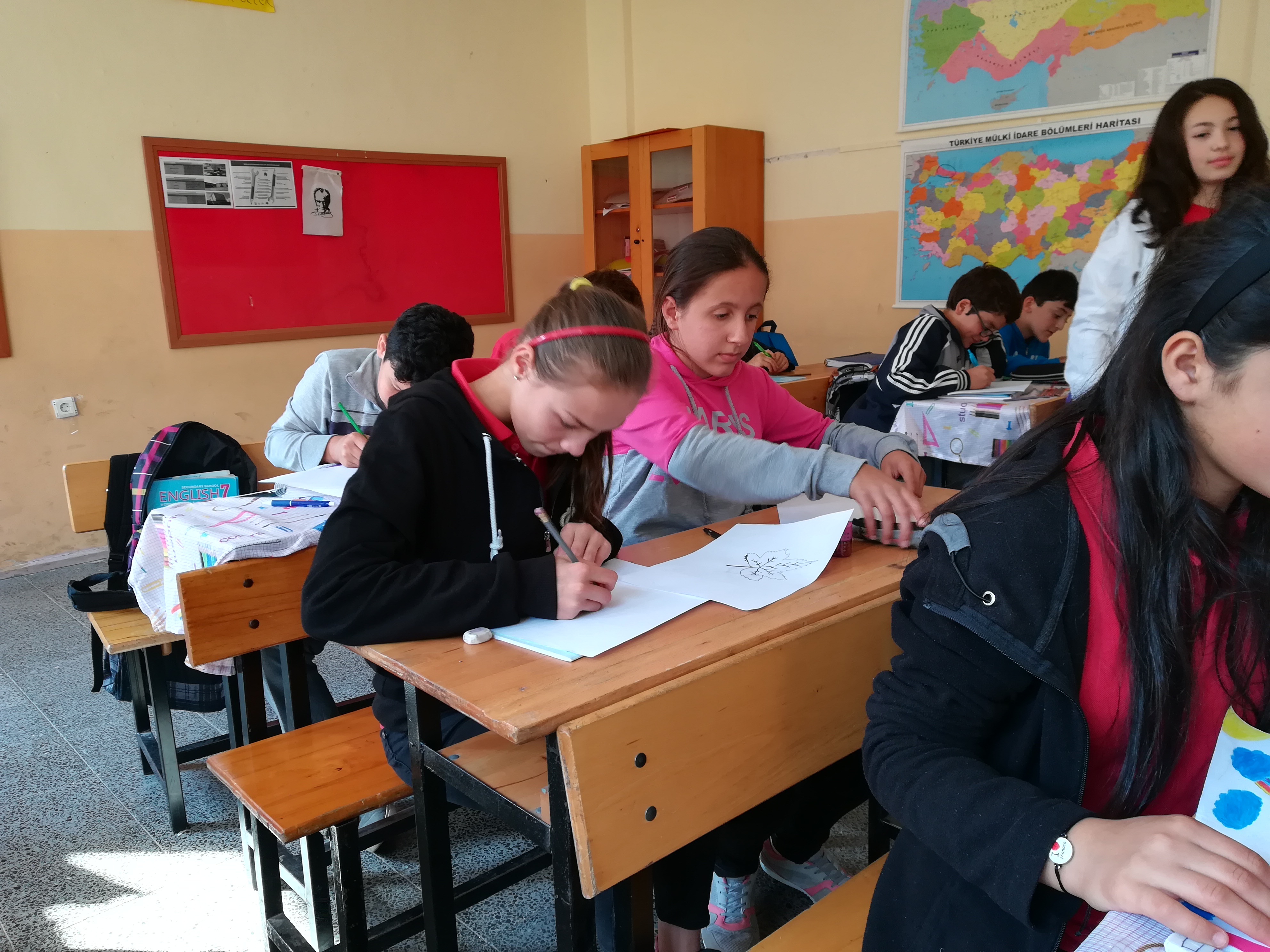 -COLOURS of AUTUMN- by Kbb - Illustrated by This book includes an excited and a happy group who was in "Colours of Autumn" Project. - Ourboox.com