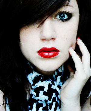 سندريلا by ateely nuha - Illustrated by نهى - Ourboox.com