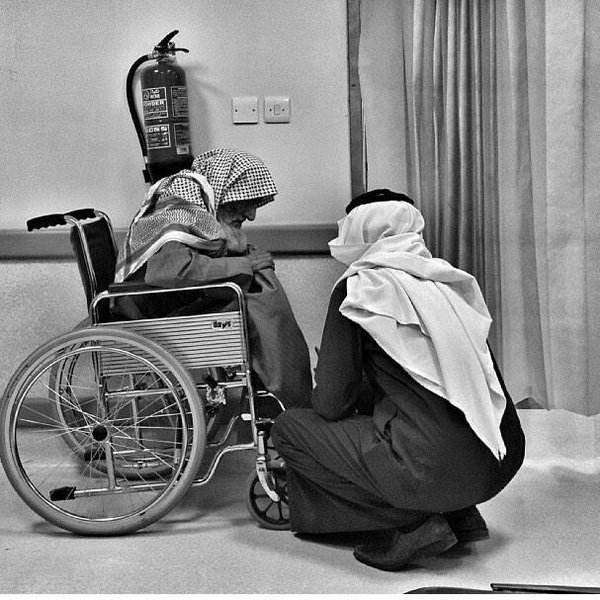 حقوق بر الوالدين by Ihab - Ourboox.com