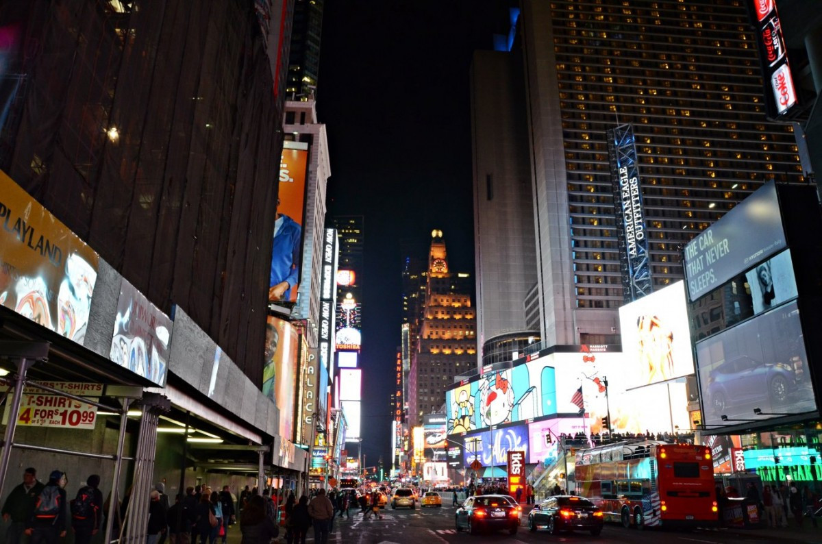 (מקץ עשרים שנה (עבודה בספרות by ariel - Ourboox.com