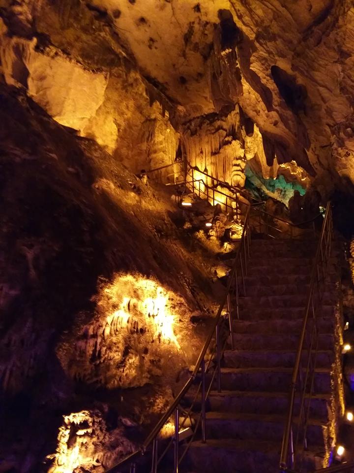 KÖŞEKBÜKÜ MAĞARASI GEZİSİ by Gülname - Illustrated by GÜLNAME KAYHAN - Ourboox.com