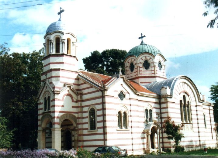 Католическите и православни църкви през Средновековието by SteliIvi - Ourboox.com