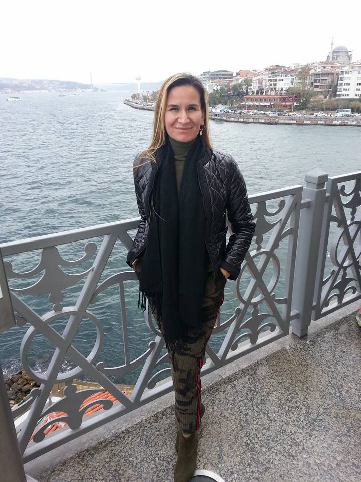 sarı şeker Zeynep’e :) by super girls - Illustrated by super girls  - Ourboox.com