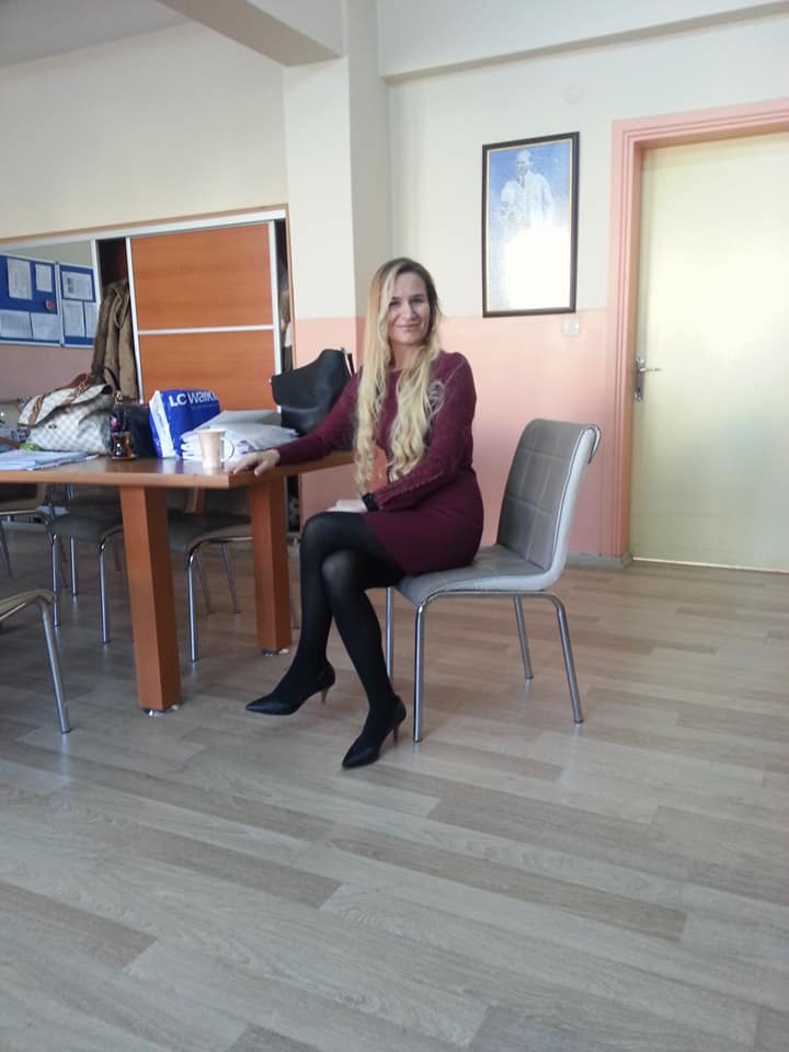 sarı şeker Zeynep’e :) by super girls - Illustrated by super girls  - Ourboox.com