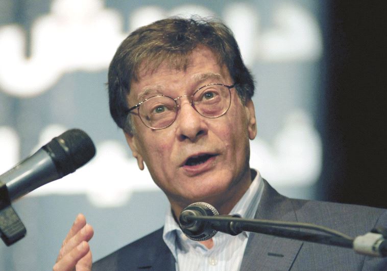 מחמוד דרוויש by Areen Jaber - Illustrated by ערין גאביר_דאנא חליל_תאלא חליל - Ourboox.com