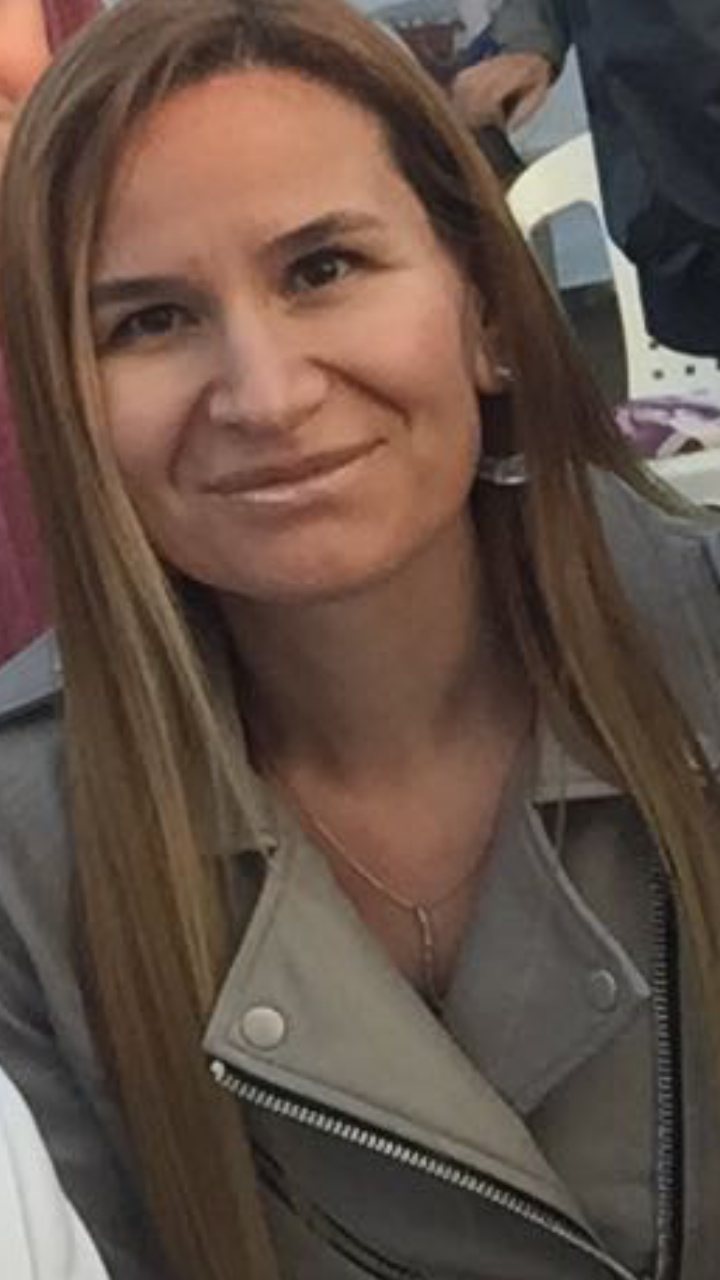 dünyanın en temiz yürekli insanına…Aylin’imize… by super girls - Ourboox.com