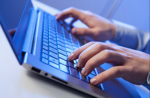 الانترنت الامن by Dania zitoon - Ourboox.com